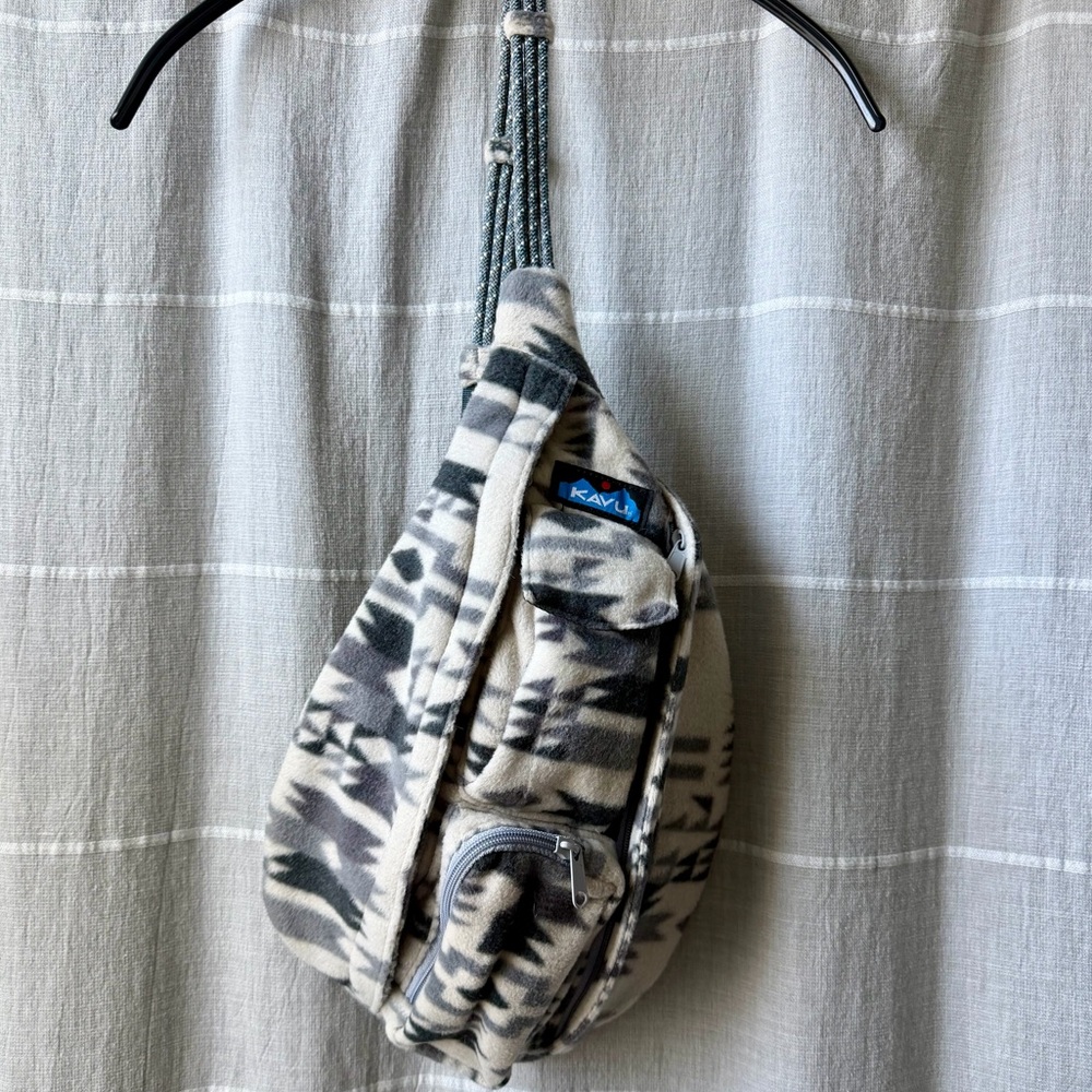 Kavu Black and Gray Patterned Belt Bag
